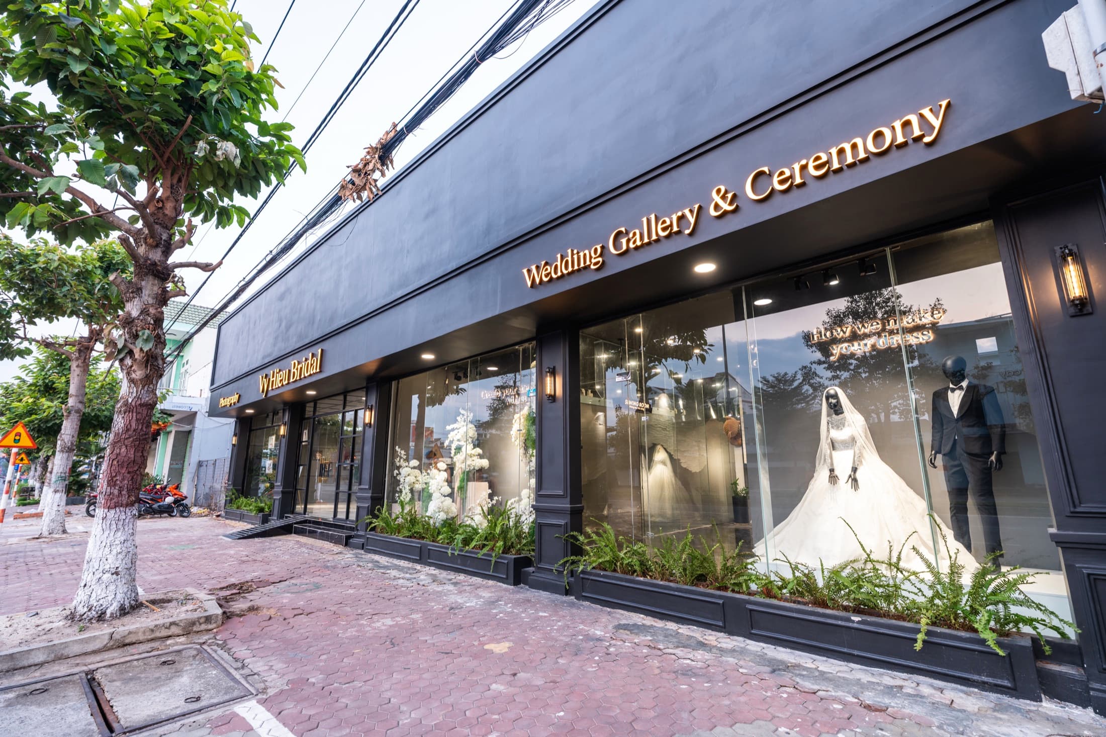 Wedding Gallery & Ceremony